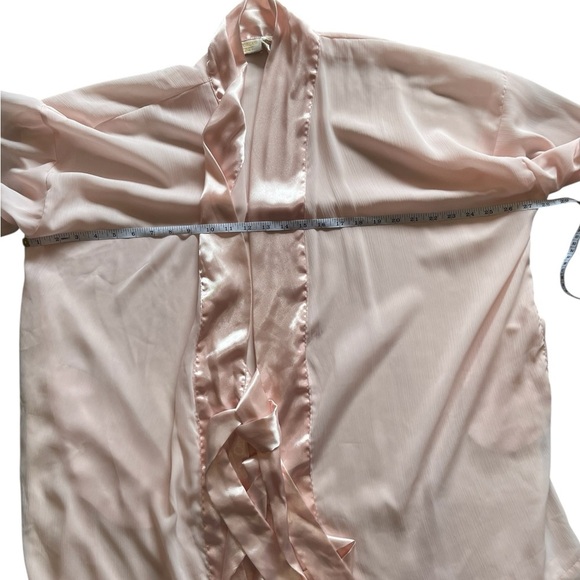 Victoria’s Secret Pink Soft One Size Fits All Robe - Picture 4 of 8